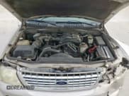 ✅ 2005 Ford Explorer XLT • VIN: 1FMZU63K75ZA05884 • Лот: 62812105. Опубликован ранее на Copart с пробегом 156 583 миль. Бесплатный доступ к архиву аукционных продаж из США и подробный отчёт об истории автомобиля на DreamBid. Изображение 12.