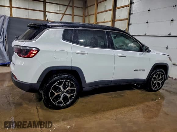 ✅ 2025 Jeep Compass Limited • VIN: 3C4NJDCN8ST624846 • Lot: 94930285. Listed on Copart with 3,259 mi. Free auction sales archive from the USA and detailed vehicle history report at DreamBid. Image 3.