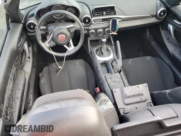 ✅ 2017 FIAT 124 Spider Elaborazione Abarth • VIN: JC1NFAEK4H0127136 • Lot: 76190314. Listed on Copart with Not provided. Free auction sales archive from the USA and detailed vehicle history report at DreamBid. Image 8.