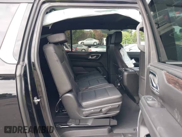 2023 Chevrolet Suburban LT с VIN 1GNSKCKDXPR457822, выставлен на аукционе IAAI как лот 43109746 с пробегом 83 897 миль миль и . История ставок и продаж доступна на DreamBid. Изображение 8.