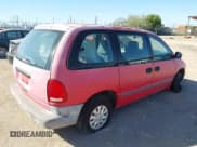 ✅ 2000 Chrysler Voyager • VIN: 2C4FJ25BXYR881370 • Lot: 43548840. Wystawiony na IAAI z przebiegiem Nie podano. Bezpłatny archiwum sprzedaży aukcyjnych z USA i szczegółowy raport historii pojazdu na DreamBid. Zdjęcie 4.