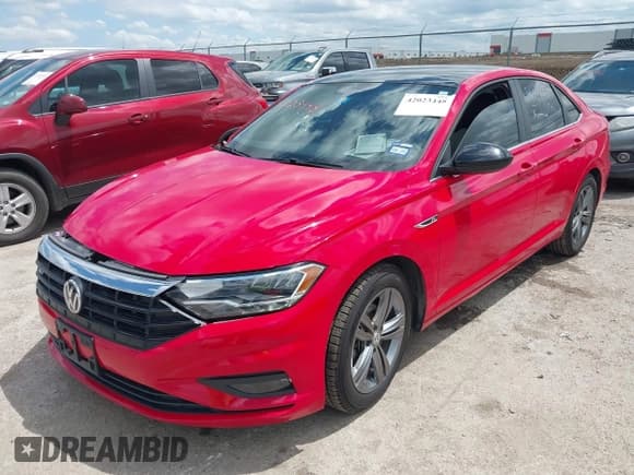 ✅ 2020 Volkswagen Jetta S • VIN: 3VWCB7BU7LM048500 • Лот: 42023448. Опубликован ранее на IAAI с пробегом 69 926 миль. Бесплатный доступ к архиву аукционных продаж из США и подробный отчёт об истории автомобиля на DreamBid. Изображение 2.