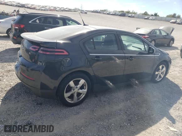 ✅ 2014 Chevrolet Volt • VIN: 1G1RB6E45EU121731 • Lot: 75288454. Wystawiony na Copart z przebiegiem 137 852 mil. Bezpłatny archiwum sprzedaży aukcyjnych z USA i szczegółowy raport historii pojazdu na DreamBid. Zdjęcie 3.