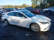 ✅ 2019 Lexus ES 350 • VIN: 58ABZ1B14KU017104 • Lot: 43483878. Wystawiony na IAAI z przebiegiem 8 799 mil. Bezpłatny archiwum sprzedaży aukcyjnych z USA i szczegółowy raport historii pojazdu na DreamBid. Zdjęcie 13.