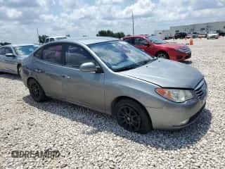 2010 Hyundai Elantra GLS z VIN KMHDU4ADXAU136737, wystawiony jako Copart lot #63348684 z przebiegiem 169 426 mil mil oraz Szkoda całkowita • Salvage title. Historia ofert i sprzedaży dostępna na DreamBid. Obrazek 4.