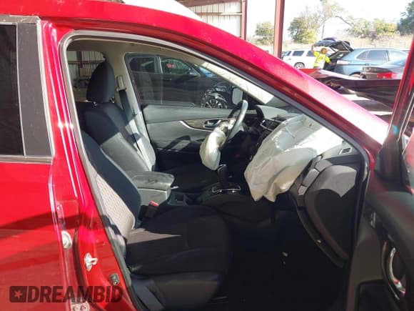 ✅ 2019 Nissan Rogue SV • VIN: 5N1AT2MV2KC756410 • Лот: 43299796. Опубликован ранее на IAAI с пробегом 126 866 миль. Бесплатный доступ к архиву аукционных продаж из США и подробный отчёт об истории автомобиля на DreamBid. Изображение 5.