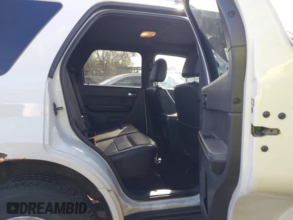 ✅ 2012 Ford Escape Limited • VIN: 1FMCU9EG5CKA51767 • Lot: 43544484. Listed on IAAI with 158,679 mi. Free auction sales archive from the USA and detailed vehicle history report at DreamBid. Image 8.