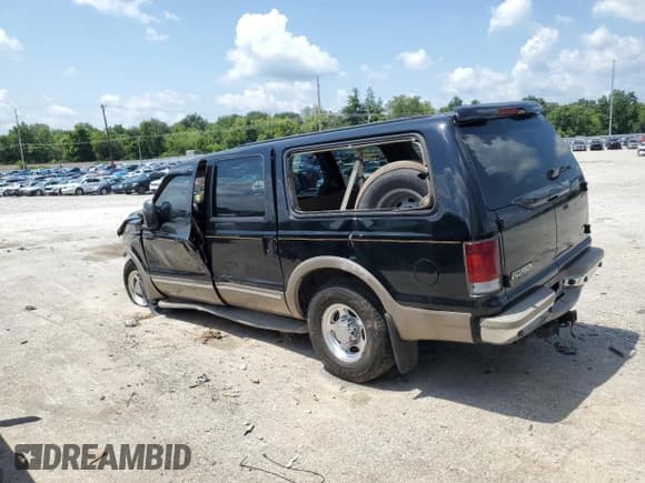 ✅ 2002 Ford Excursion Limited • VIN: 1FMNU42F82EC93117 • Лот: 63658125. Опубликован ранее на Copart с пробегом 363 451 миль. Бесплатный доступ к архиву аукционных продаж из США и подробный отчёт об истории автомобиля на DreamBid. Изображение 2.