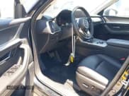 ✅ 2024 Mazda CX-90 Premium • VIN: JM3KKDHA1R1155856 • Lot: 42478165. Wystawiony na IAAI z przebiegiem 17 225 mil. Bezpłatny archiwum sprzedaży aukcyjnych z USA i szczegółowy raport historii pojazdu na DreamBid. Zdjęcie 5.