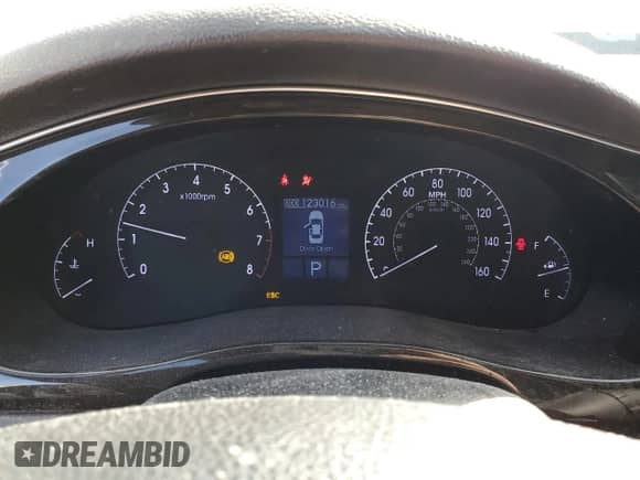 2013 Hyundai Genesis 3.8L z VIN KMHGC4DD3DU232905, wystawiony jako Copart lot #75338944 z przebiegiem 123 016 mil mil oraz Czysty tytuł • Clean title. Historia ofert i sprzedaży dostępna na DreamBid. Obrazek 9.