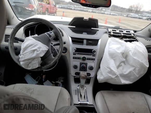 ✅ 2011 Chevrolet Malibu 2LT • VIN: 1G1ZD5E12BF377674 • Lot: 43086244. Listed on Copart with Not provided. Free auction sales archive from the USA and detailed vehicle history report at DreamBid. Image 8.