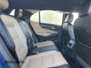 ✅ 2023 Chevrolet Equinox Premier • VIN: 3GNAXXEGXPL140771 • Lot: 81231265. Wystawiony na Copart z przebiegiem 50 679 mil. Bezpłatny archiwum sprzedaży aukcyjnych z USA i szczegółowy raport historii pojazdu na DreamBid. Zdjęcie 11.