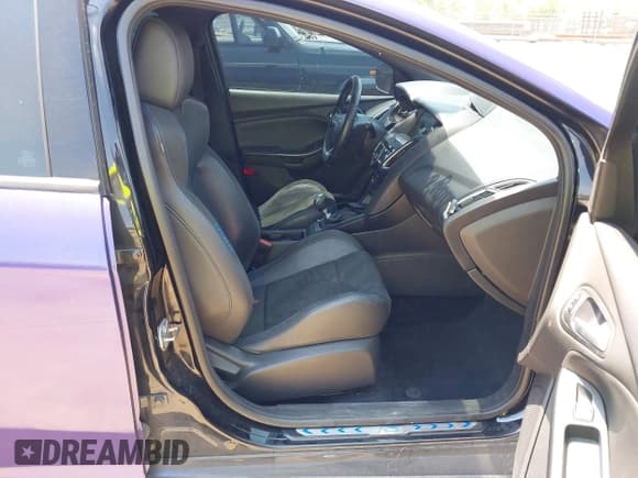 ✅ 2016 Ford Focus RS • VIN: WF0DP3THXG4115351 • Lot: 42571794. Listed on IAAI with 99,592 mi. Free auction sales archive from the USA and detailed vehicle history report at DreamBid. Image 5.