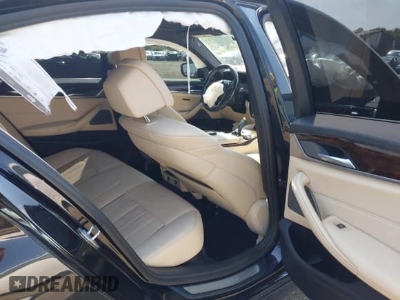 ✅ 2018 BMW 5 Series 540i xDrive • VIN: WBAJE7C50JWC56336 • Lot: 42647182. Listed on IAAI with 99,403 mi. Free auction sales archive from the USA and detailed vehicle history report at DreamBid. Image 8.