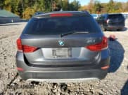 ✅ 2013 BMW X1 xDrive28i • VIN: WBAVL1C5XDVR87769 • Lot: 82343525. Wystawiony na Copart z przebiegiem 143 703 mil. Bezpłatny archiwum sprzedaży aukcyjnych z USA i szczegółowy raport historii pojazdu na DreamBid. Zdjęcie 6.