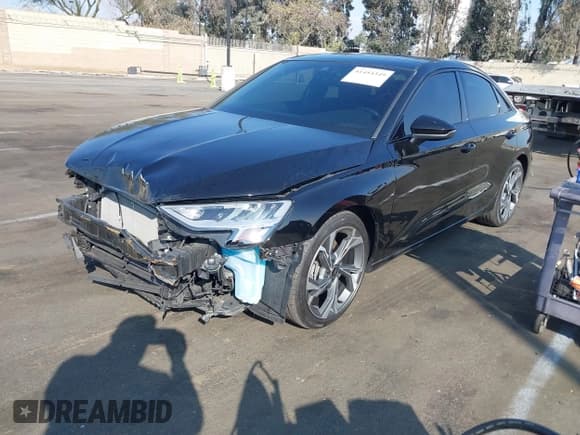 ✅ 2022 Audi A3 Premium • VIN: WAUAUDGY0NA084461 • Лот: 41454349. Опубликован ранее на IAAI с пробегом 33 441 миль. Бесплатный доступ к архиву аукционных продаж из США и подробный отчёт об истории автомобиля на DreamBid. Изображение 18.