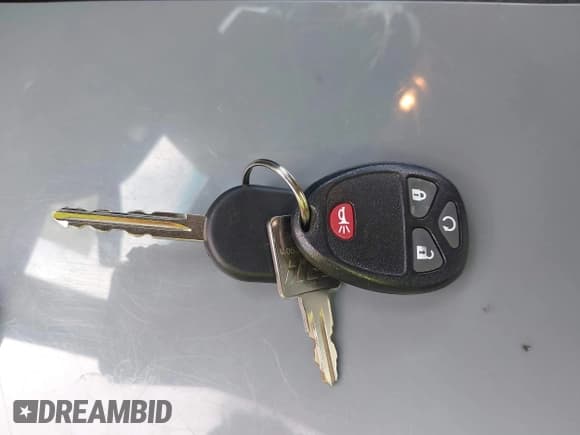 ✅ 2008 Chevrolet Silverado 2500HD • VIN: 1GBHK29668E192575 • Lot: 41925115. Wystawiony na IAAI z przebiegiem 241 278 mil. Bezpłatny archiwum sprzedaży aukcyjnych z USA i szczegółowy raport historii pojazdu na DreamBid. Zdjęcie 11.