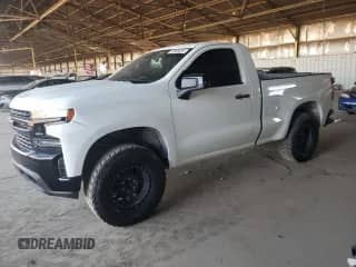 2022 Chevrolet Silverado 1500 Work Truck z VIN 3GCNWAED9NG166302, wystawiony jako Copart lot #66565525 z przebiegiem 43 076 mil mil oraz Czysty tytuł • Clean title. Historia ofert i sprzedaży dostępna na DreamBid. Obrazek 1.
