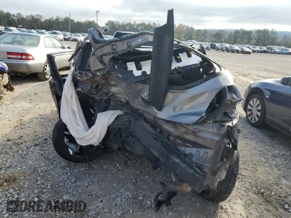 ✅ 2015 Hyundai Veloster • VIN: KMHTC6AD9FU225491 • Лот: 79731974. Опубликован ранее на Copart с пробегом Не указан. Бесплатный доступ к архиву аукционных продаж из США и подробный отчёт об истории автомобиля на DreamBid. Изображение 6.