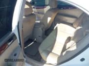 ✅ 2002 Lexus ES 300 • VIN: JTHBF30GX20062013 • Lot: 42237561. Wystawiony na IAAI z przebiegiem 306 747 mil. Bezpłatny archiwum sprzedaży aukcyjnych z USA i szczegółowy raport historii pojazdu na DreamBid. Zdjęcie 8.