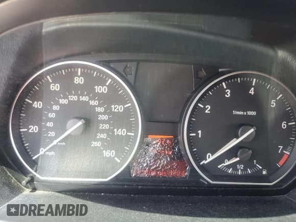 ✅ 2008 BMW 1 Series 128i • VIN: WBAUL73578VE89438 • Lot: 68758465. Wystawiony na Copart z przebiegiem 172 808 mil. Bezpłatny archiwum sprzedaży aukcyjnych z USA i szczegółowy raport historii pojazdu na DreamBid. Zdjęcie 9.