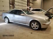 ✅ 2001 Mercedes-Benz CLK 320/430 • VIN: WDBLK70G71T075953 • Lot: 79556524. Wystawiony na Copart z przebiegiem 71 428 mil. Bezpłatny archiwum sprzedaży aukcyjnych z USA i szczegółowy raport historii pojazdu na DreamBid. Zdjęcie 4.