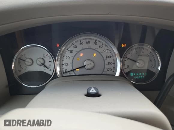 ✅ 2008 Chrysler Aspen Limited • VIN: 1A8HX58288F130093 • Lot: 63255974. Listed on Copart with 192,327 mi. Free auction sales archive from the USA and detailed vehicle history report at DreamBid. Image 9.