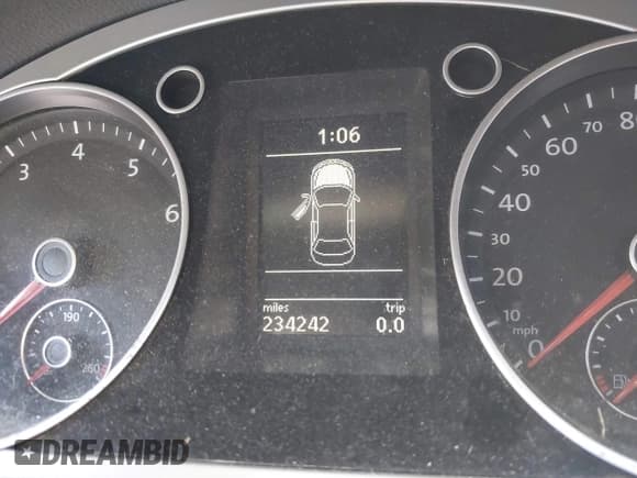 ✅ 2012 Volkswagen CC Sport • VIN: WVWNN7AN0CE509801 • Лот: 42058682. Опубликован ранее на IAAI с пробегом 234 242 миль. Бесплатный доступ к архиву аукционных продаж из США и подробный отчёт об истории автомобиля на DreamBid. Изображение 7.