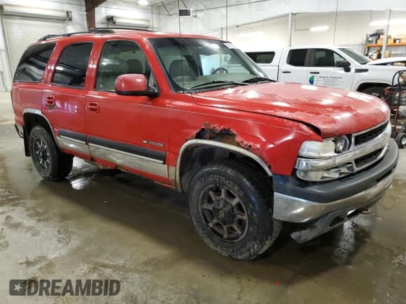 ✅ 2001 Chevrolet Tahoe LT • VIN: 1GNEK13T61J101087 • Lot: 80181385. Wystawiony na Copart z przebiegiem 194 210 mil. Bezpłatny archiwum sprzedaży aukcyjnych z USA i szczegółowy raport historii pojazdu na DreamBid. Zdjęcie 4.