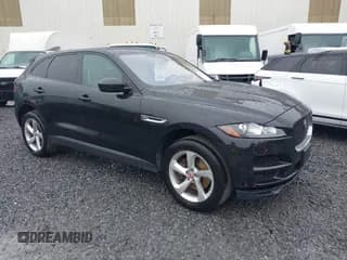✅ 2017 Jaguar F-Pace 35t Premium • VIN: SADCJ2BV6HA075293 • Lot: 42839085. Wystawiony na IAAI z przebiegiem 103 501 mil. Bezpłatny archiwum sprzedaży aukcyjnych z USA i szczegółowy raport historii pojazdu na DreamBid. Zdjęcie 1.