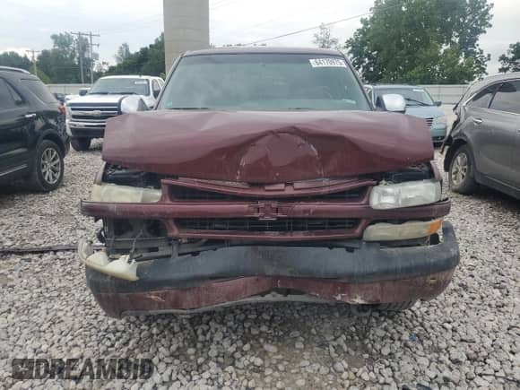 2002 Chevrolet Silverado 1500 LS with VIN 1GCEK14T22Z318257, listed as a Copart auction lot 64170975 with 136,890 mi miles and Clean title. Bid and sale history available at DreamBid. Image 5.
