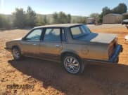 ✅ 1985 Chevrolet Celebrity • VIN: 2G1AW19R2F1120933 • Лот: 75407474. Опубликован ранее на Copart с пробегом 78 007 миль. Бесплатный доступ к архиву аукционных продаж из США и подробный отчёт об истории автомобиля на DreamBid. Изображение 2.