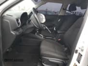 ✅ 2022 Hyundai Venue SEL • VIN: KMHRC8A37NU195404 • Lot: 50843045. Listed on Copart with 37,736 mi. Free auction sales archive from the USA and detailed vehicle history report at DreamBid. Image 7.