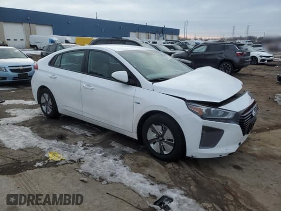 ✅ 2017 Hyundai Ioniq Blue • VIN: KMHC65LC4HU022081 • Lot: 46583135. Wystawiony na Copart z przebiegiem 171 912 mil. Bezpłatny archiwum sprzedaży aukcyjnych z USA i szczegółowy raport historii pojazdu na DreamBid. Zdjęcie 4.