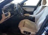 ✅ 2018 BMW 3 Series 340i xDrive • VIN: WBA8Y3C52JG451313 • Лот: 87228505. Опубликован ранее на Copart с пробегом 76 879 миль. Бесплатный доступ к архиву аукционных продаж из США и подробный отчёт об истории автомобиля на DreamBid. Изображение 7.