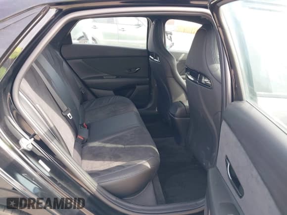 ✅ 2022 Hyundai Elantra • VIN: KMHLW4AK4NU005975 • Лот: 42647615. Опубликован ранее на IAAI с пробегом 22 676 миль. Бесплатный доступ к архиву аукционных продаж из США и подробный отчёт об истории автомобиля на DreamBid. Изображение 8.