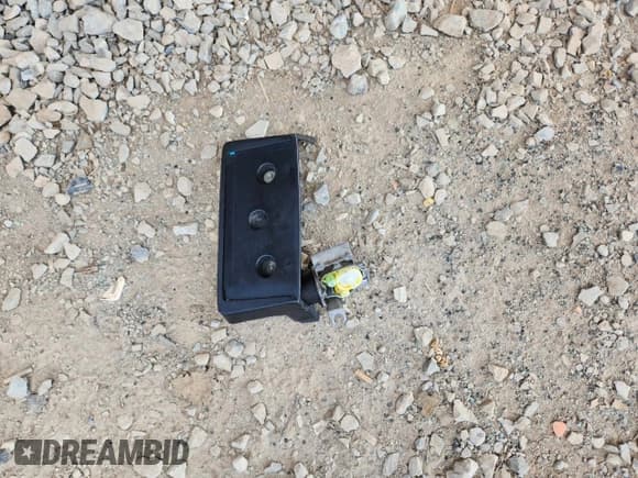 ✅ 2011 Chevrolet Malibu 1LT • VIN: 1G1ZC5E1XBF111175 • Lot: 80297045. Listed on Copart with 181,213 mi. Free auction sales archive from the USA and detailed vehicle history report at DreamBid. Image 12.