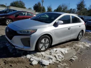 ✅ 2017 Hyundai Ioniq Blue • VIN: KMHC65LC6HU027315 • Lot: 41711165. Wystawiony na Copart z przebiegiem 82 587 mil. Bezpłatny archiwum sprzedaży aukcyjnych z USA i szczegółowy raport historii pojazdu na DreamBid. Zdjęcie 1.