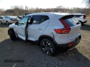 ✅ 2024 Volvo XC40 Ultimate Bright Theme • VIN: YV4L12UF5R2238980 • Лот: 81252314. Опубликован ранее на Copart с пробегом 19 181 миль. Бесплатный доступ к архиву аукционных продаж из США и подробный отчёт об истории автомобиля на DreamBid. Изображение 2.