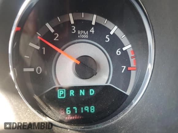 ✅ 2011 Chrysler 200 Limited • VIN: 1C3BC7EGXBN532042 • Lot: 81719255. Wystawiony na Copart z przebiegiem 67 198 mil. Bezpłatny archiwum sprzedaży aukcyjnych z USA i szczegółowy raport historii pojazdu na DreamBid. Zdjęcie 9.