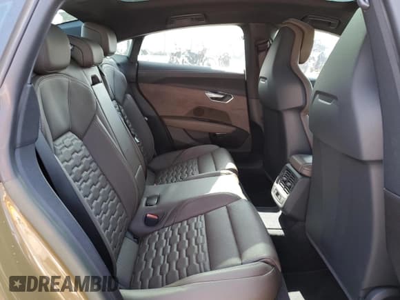 ✅ 2023 Audi e-tron GT Prestige • VIN: WAUEJBFWXP7006123 • Lot: 89897705. Listed on Copart with 14,351 mi. Free auction sales archive from the USA and detailed vehicle history report at DreamBid. Image 10.