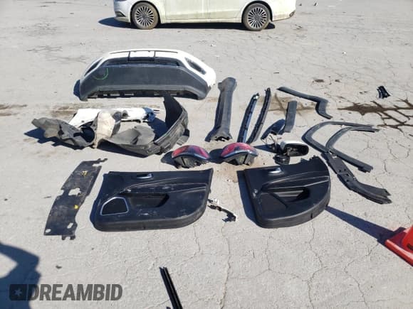 ✅ 2019 Jeep Compass Limited • VIN: 3C4NJCCB4KT802395 • Lot: 48311035. Listed on Copart with 78,851 mi. Free auction sales archive from the USA and detailed vehicle history report at DreamBid. Image 13.