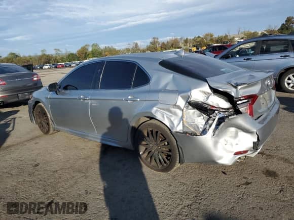 2022 Toyota Camry XSE with VIN 4T1K61AK5NU013156, listed as a Copart auction lot 85874215 with 100,320 mi miles and Salvage title. Bid and sale history available at DreamBid. Image 2.