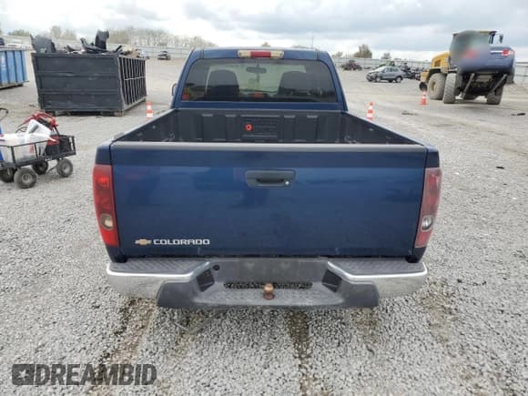 ✅ 2004 Chevrolet Colorado Z85 • VIN: 1GCCS198748147493 • Lot: 81751185. Wystawiony na Copart z przebiegiem 152 002 mil. Bezpłatny archiwum sprzedaży aukcyjnych z USA i szczegółowy raport historii pojazdu na DreamBid. Zdjęcie 6.