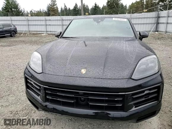 ✅ 2025 Porsche Cayenne • VIN: WP1BA2AYXSDA29182 • Lot: 81828635. Listed on Copart with 11,710 mi. Free auction sales archive from the USA and detailed vehicle history report at DreamBid. Image 14.