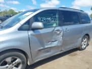 ✅ 2014 Toyota Sienna LE AAS • VIN: 5TDKK3DC9ES489463 • Lot: 42344427. Listed on IAAI with 233,265 mi. Free auction sales archive from the USA and detailed vehicle history report at DreamBid. Image 6.