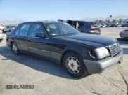✅ 1994 Mercedes-Benz S • VIN: WDBGA51EXRA151338 • Лот: 87114245. Опубликован ранее на Copart с пробегом 55 648 миль. Бесплатный доступ к архиву аукционных продаж из США и подробный отчёт об истории автомобиля на DreamBid. Изображение 4.