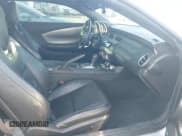 ✅ 2010 Chevrolet Camaro 2LT • VIN: 2G1FC1EV4A9161947 • Lot: 43689333. Wystawiony na IAAI z przebiegiem 112 329 mil. Bezpłatny archiwum sprzedaży aukcyjnych z USA i szczegółowy raport historii pojazdu na DreamBid. Zdjęcie 5.