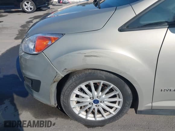 ✅ 2015 Ford C-Max SE • VIN: 1FADP5AU4FL109697 • Лот: 43836891. Опубликован ранее на IAAI с пробегом 102 888 миль. Бесплатный доступ к архиву аукционных продаж из США и подробный отчёт об истории автомобиля на DreamBid. Изображение 17.