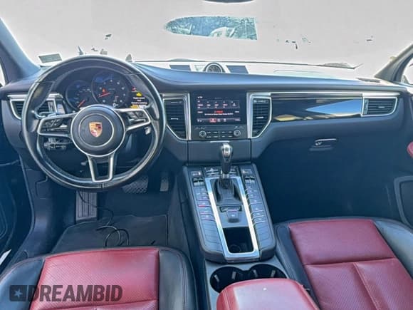 ✅ 2017 Porsche Macan • VIN: WP1AA2A59HLB80420 • Lot: 96503455. Wystawiony na Copart z przebiegiem 121 240 mil. Bezpłatny archiwum sprzedaży aukcyjnych z USA i szczegółowy raport historii pojazdu na DreamBid. Zdjęcie 9.